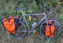 Decathlon Riverside 700