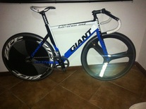 GIANT Omnium Pista