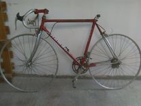 OLD BIKE FOR A NOOB GUY