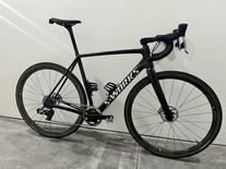 S-Works Crux, SRAM Red AXS, Enve G23