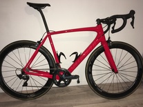 Specialized tarmac red glossy photo