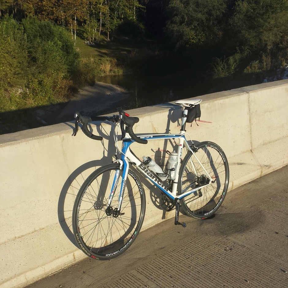 2012 Bianchi Sempre 105 - Pedal Room