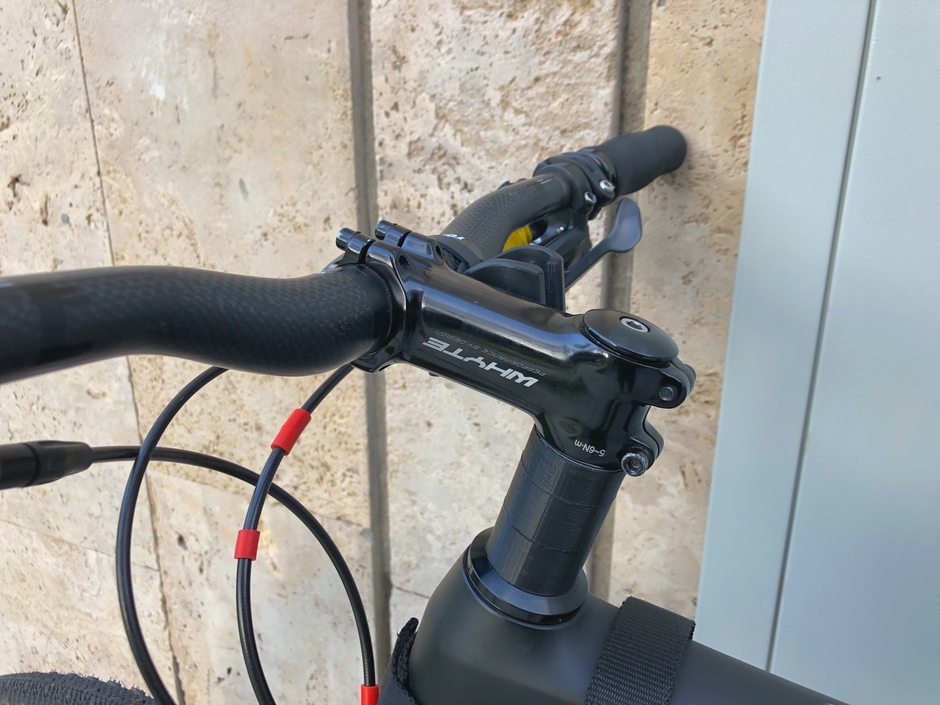 Carbonda Gravel/Commuter Hybrid 1x11 - Pedal Room