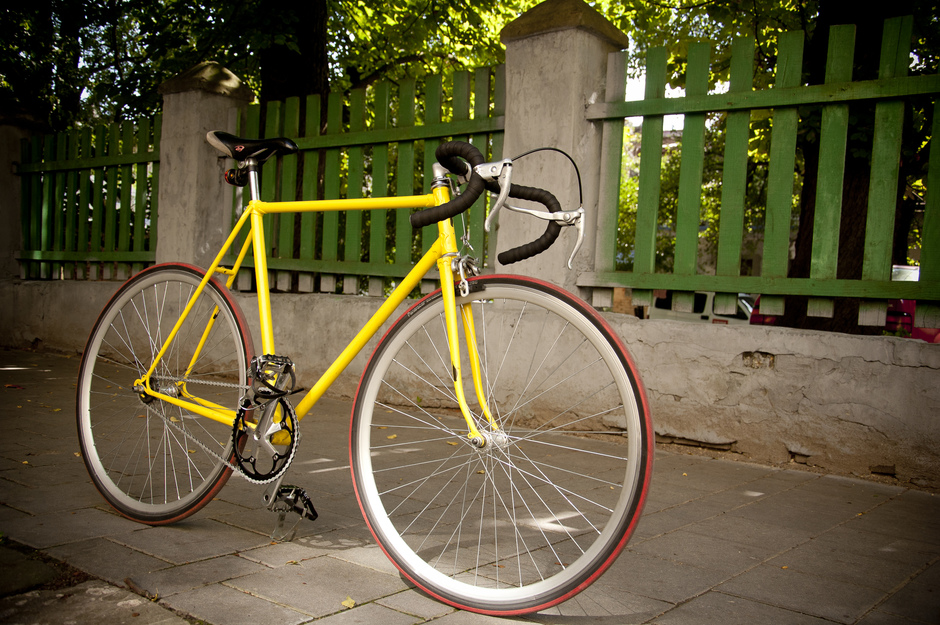 ROMET BIKE Romet HURAGAN 1 700C 8V - Bici de carretera hombre yellow -  Private Sport Shop